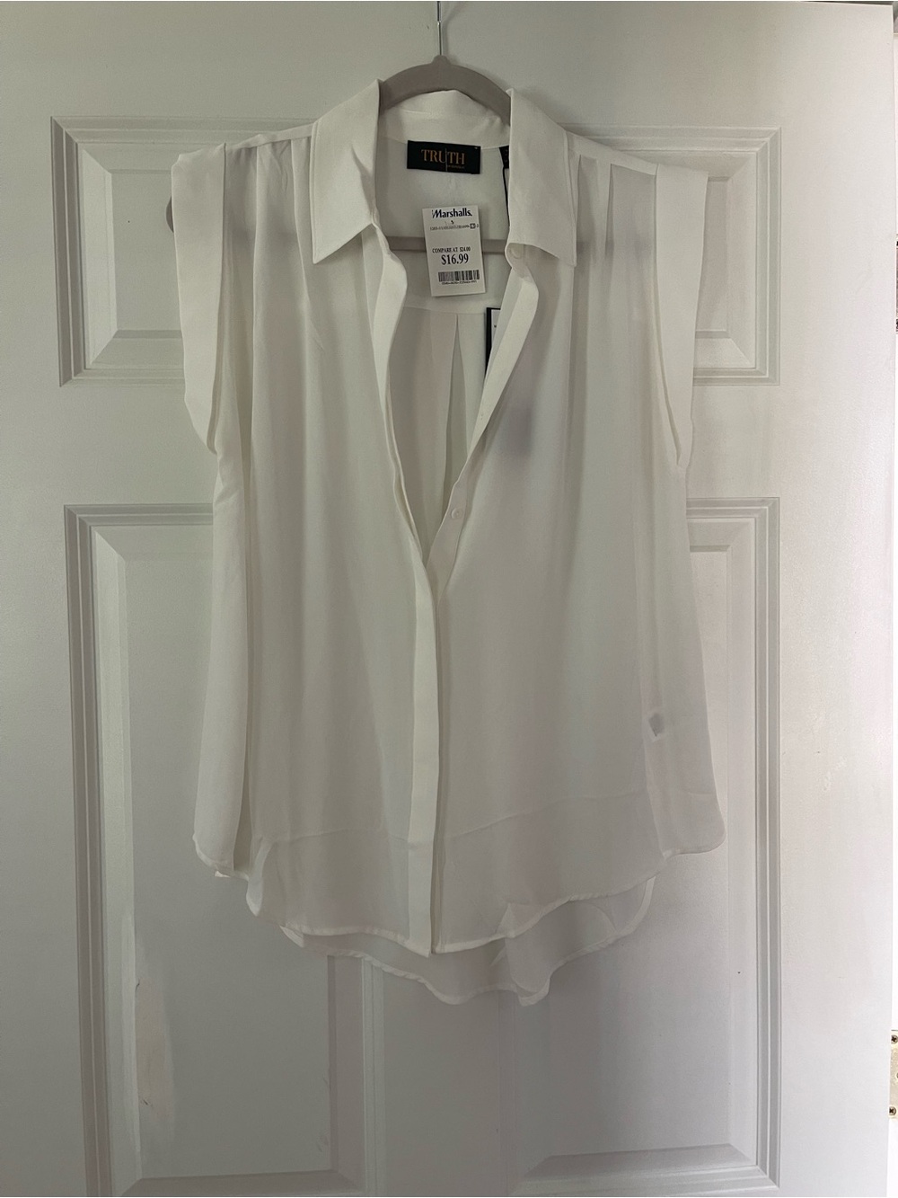 TRUTH Cream Sleeveless Chiffon Button-Front Blouse